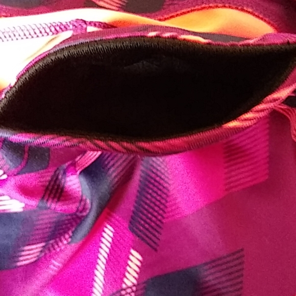 Pink geometric print Work out yoga Leggings - Picture 3 of 7